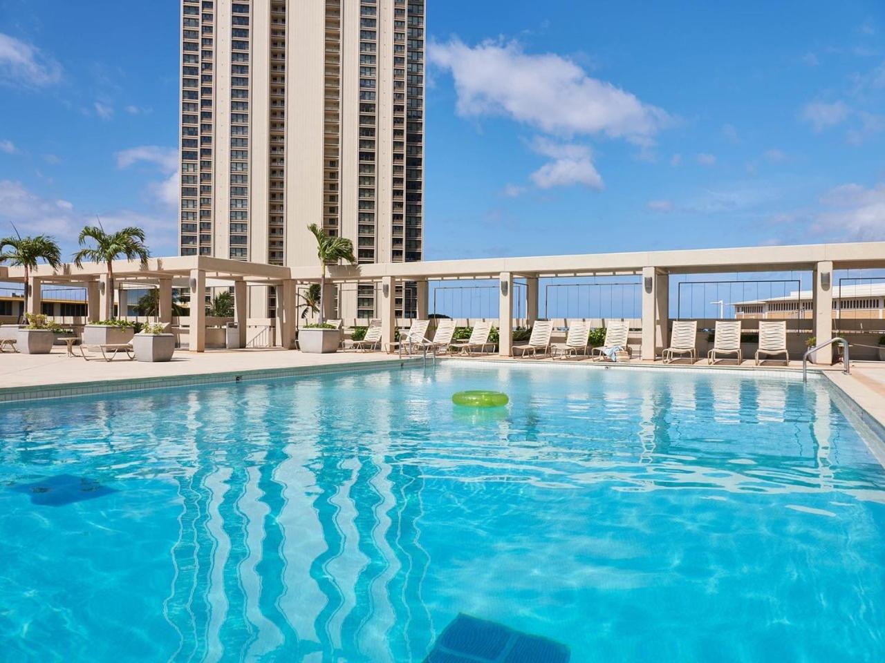 Ocean View Room At Ala Moana Fees Include Honolulu Bagian luar foto